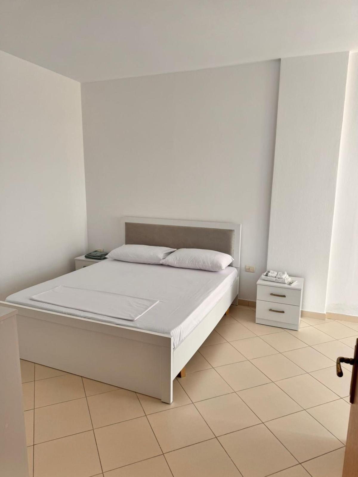 Holiday 5 Apartament Durrës